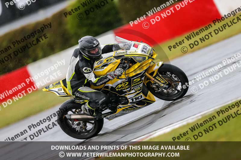 PJM Photography;donington no limits trackday;donington park photographs;donington trackday photographs;no limits trackdays;peter wileman photography;trackday digital images;trackday photos